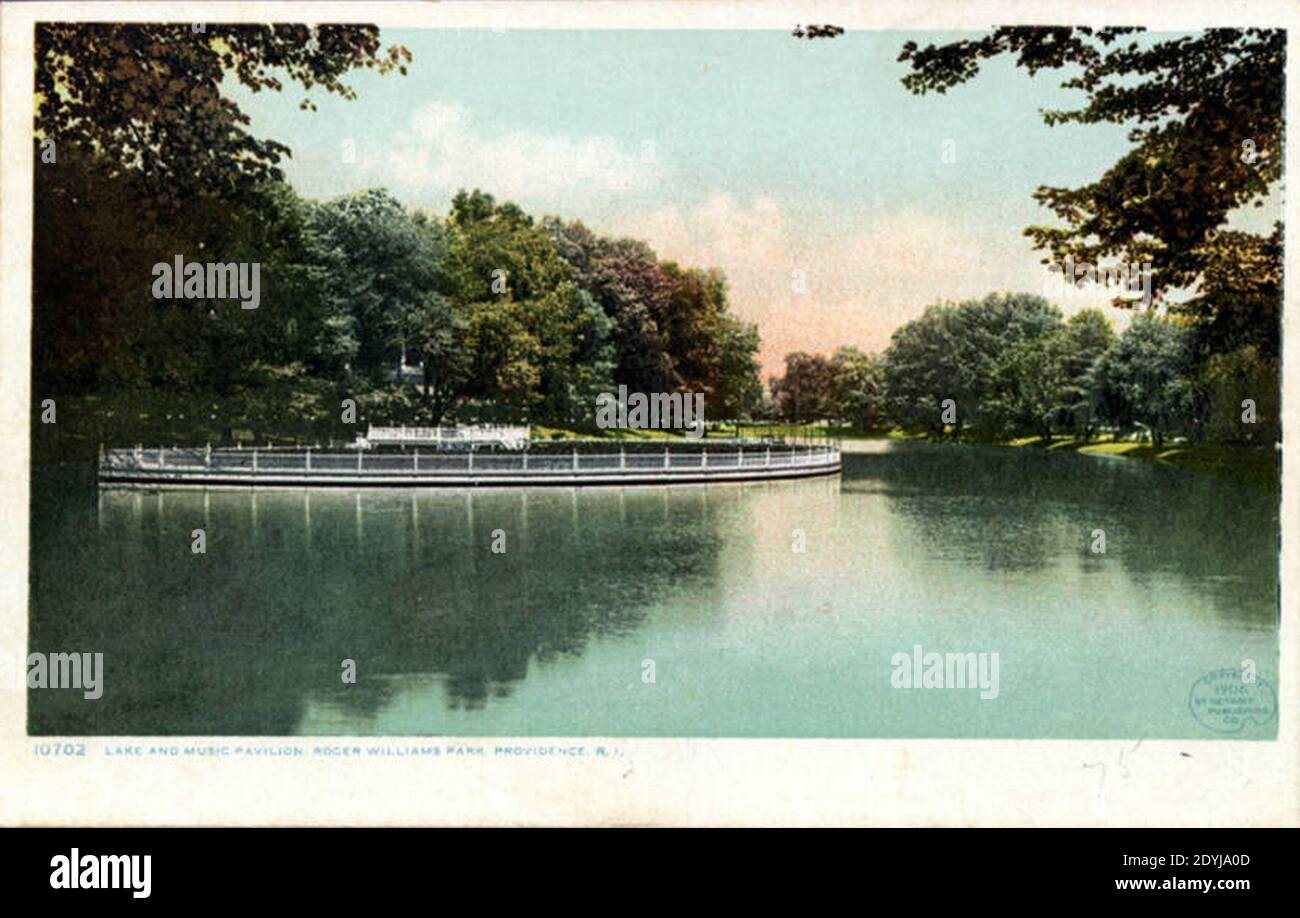 Lago y Pabellón de la Música, Roger Williams Park Foto de stock