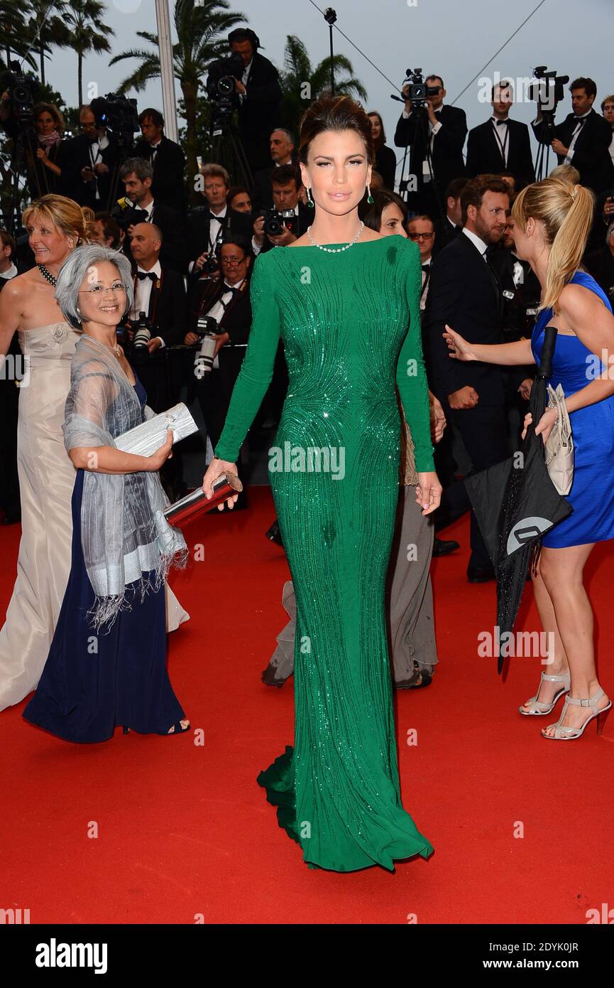 Claudia Galanti llegó para la proyección de Great Gatsby y la ceremonia de apertura del 66º Festival de Cannes en el Palais des Festivals en Cannes, Francia, el 15 de mayo de Claudia Galanti llegó para la proyección de Great Gatsby y la ceremonia de apertura del 66º Festival de Cannes en el Palais des Festivals en Cannes, Francia, el 15 de mayo de