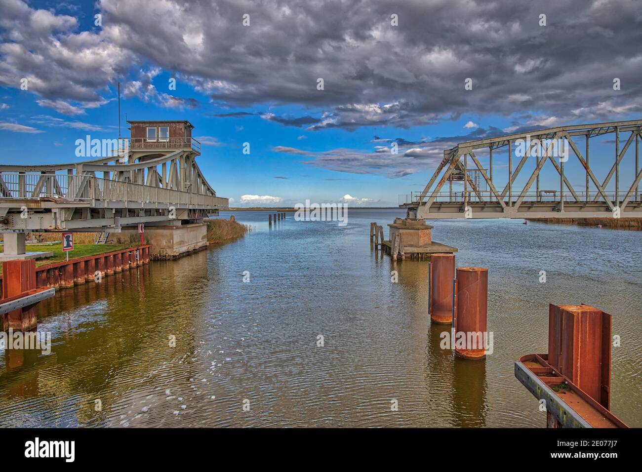 historiische Eisenbahnbrücke Meiningen Brücke Darß Zingst Foto de stock