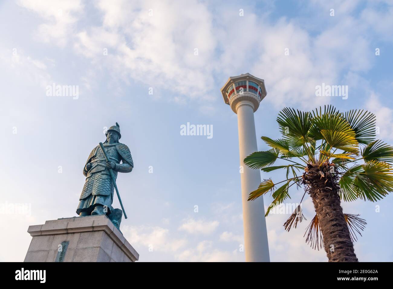 Busan city monument fotografías e imágenes de alta resolución - Alamy