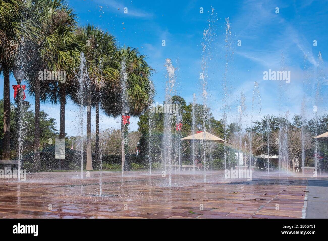 Winter Garden Interactive Fountain & Splashpad en el centro de Winter Garden, Florida. (EE.UU.) Foto de stock