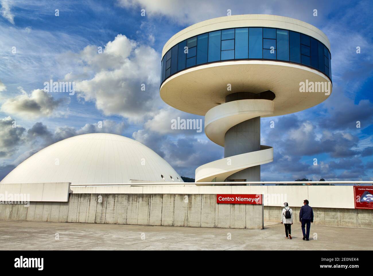 Centro Cultural Internacional Óscar Niemeyer, Avilés, Asturias, España, Europa Foto de stock