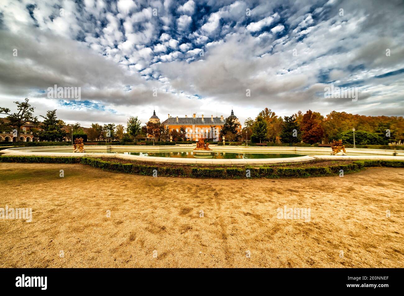 Fuente Ceres y Palacio Real en Aranjuez. Madrid. España. Europa. Foto de stock