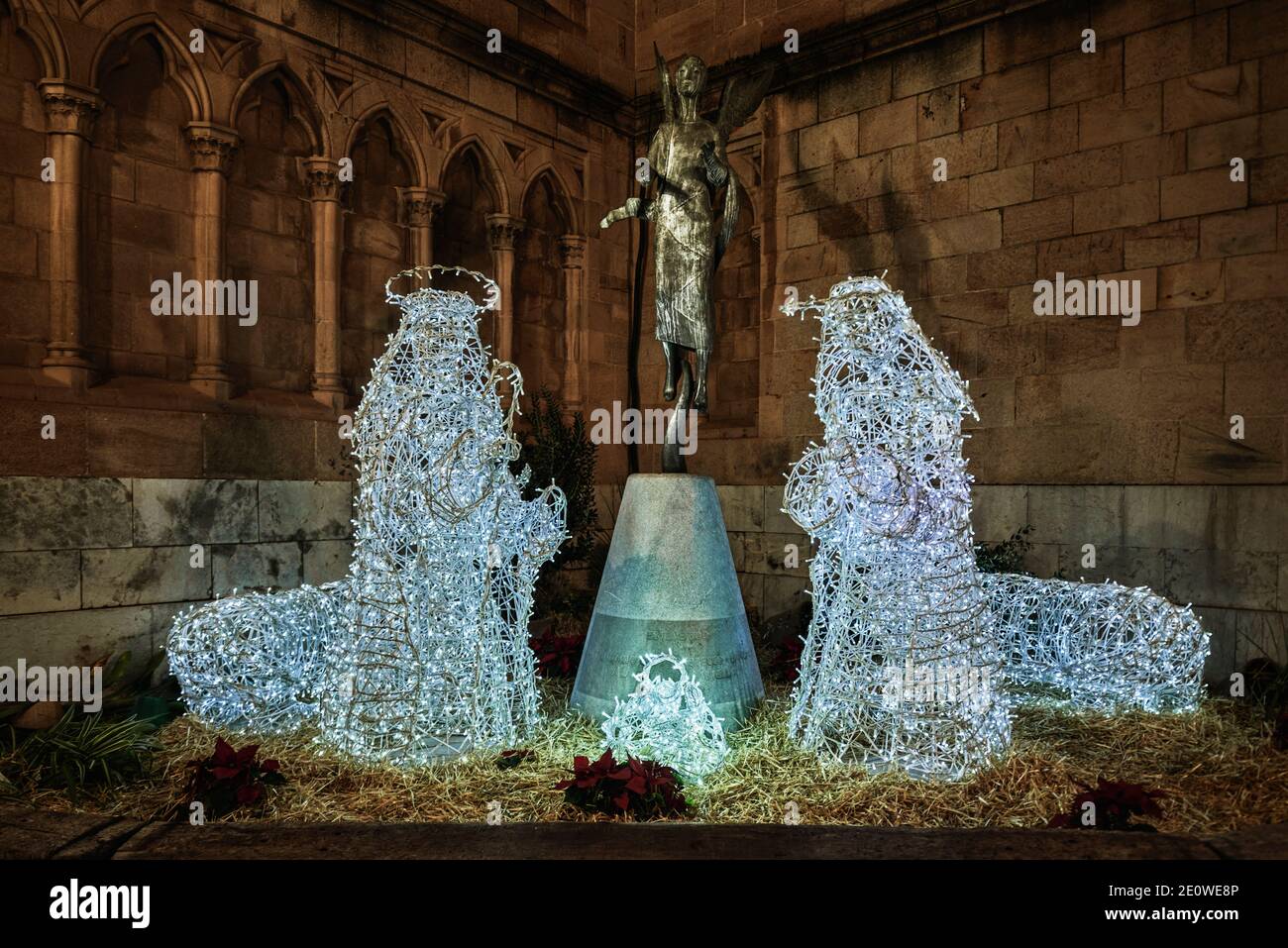 Portal de escena de la Natividad en la ciudad de Castellón de la Plana con  decoraciones y luces de Navidad, Castellón de la Plana, España, Europa  Fotografía de stock - Alamy