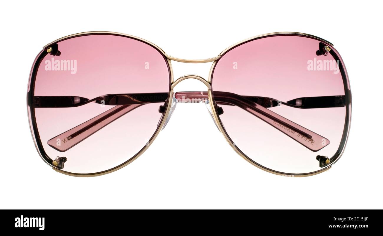 Redondo Reverberación Abultar Steve Madden gafas de sol de color rosa y dorado fotografiadas en un blanco  antecedentes Fotografía de stock - Alamy
