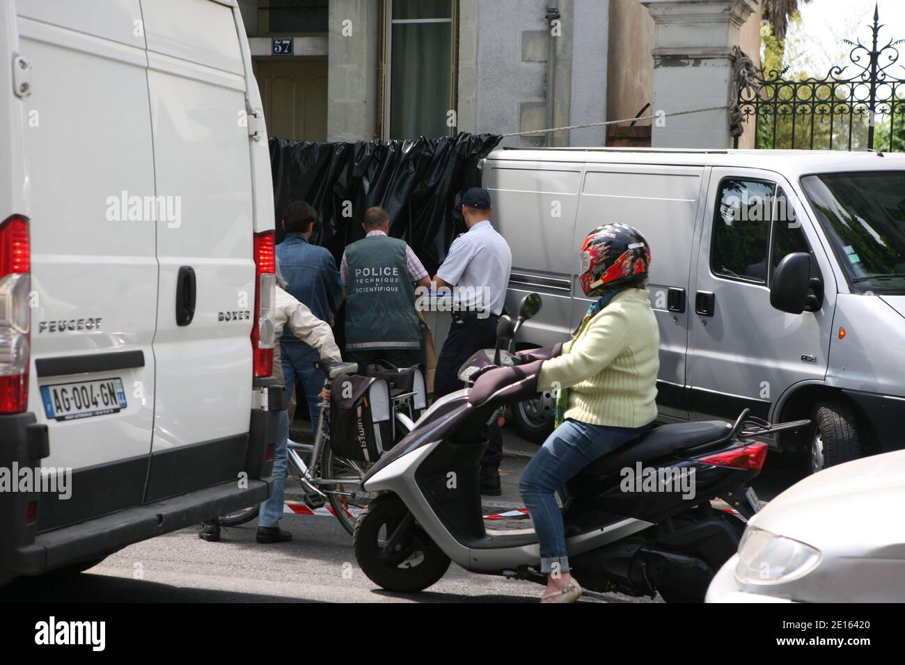 Agente de negocios fotografías e imágenes de alta resolución - Alamy