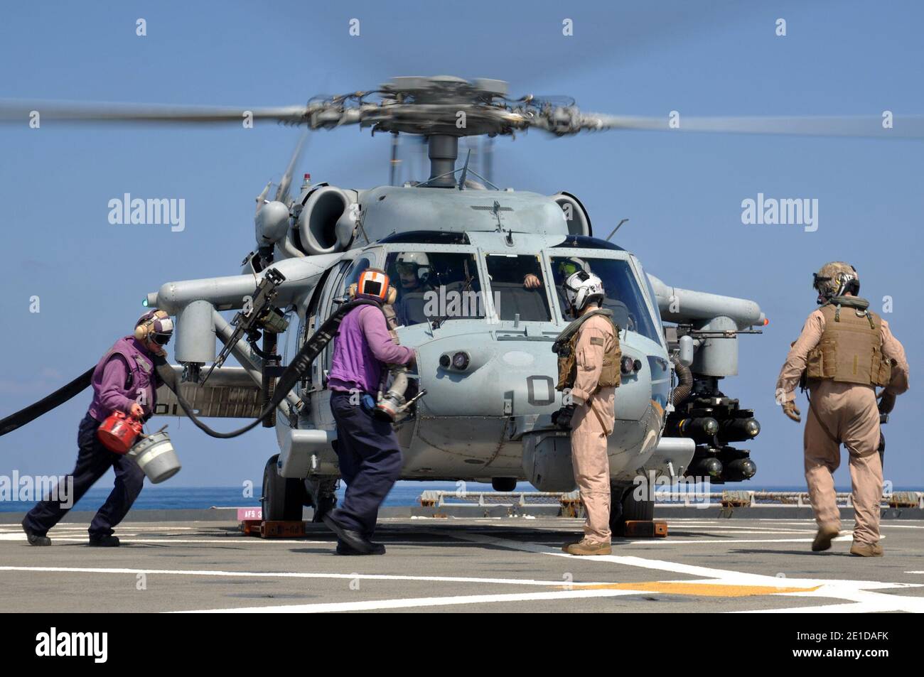 Kearsarge amphibious ready group fotografías e imágenes de alta