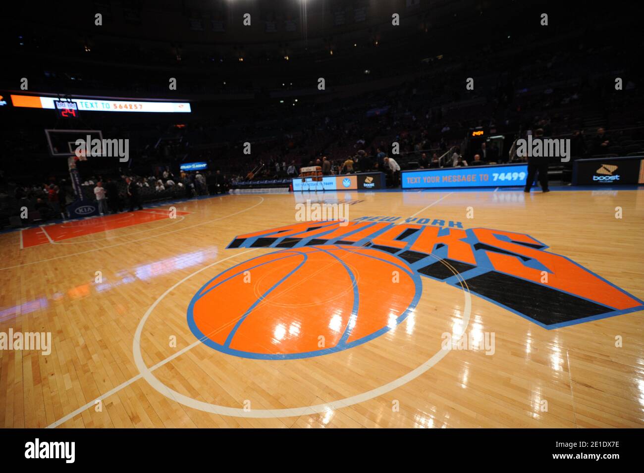 Ambiente durante el partido de baloncesto de la NBA, New York Knicks vs  Washington Wizards en Madison Square Garden en Nueva York, NY, EE.UU. El 24  de enero de 2011. New York
