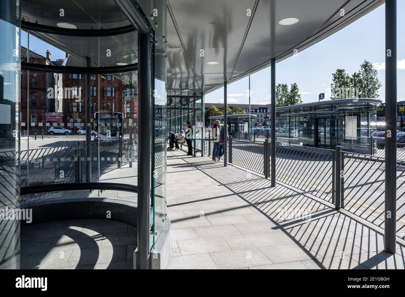 Partick Interchange, una nueva estación de autobuses en el centro de transporte integrado en Glasgow, Escocia, Reino Unido. Foto de stock