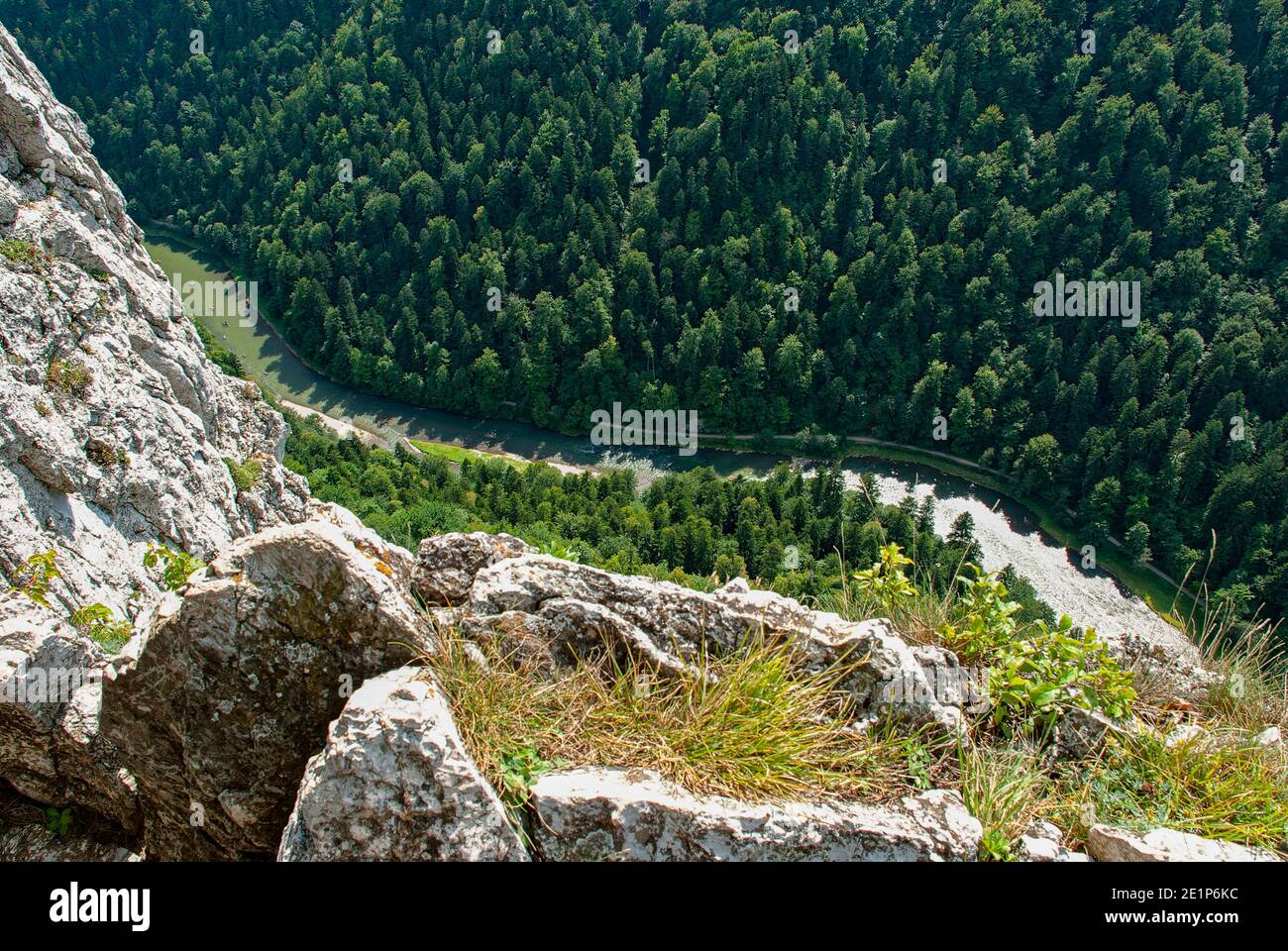 El desfiladero del río Dunajec - vista desde la cima de la montaña Sokolica. Foto de stock