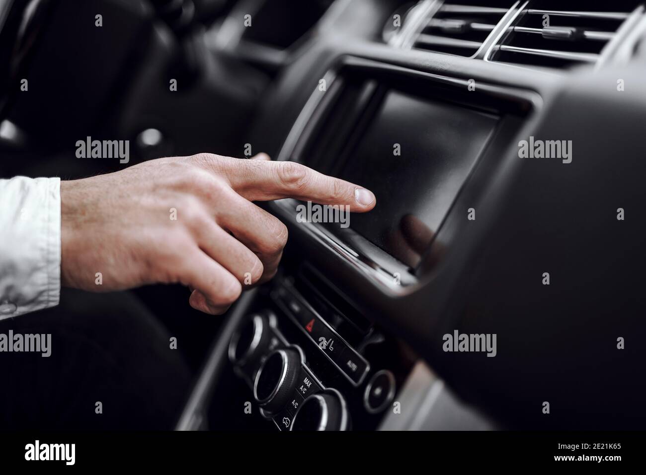 Gps en un carro fotografías e imágenes de alta resolución - Alamy