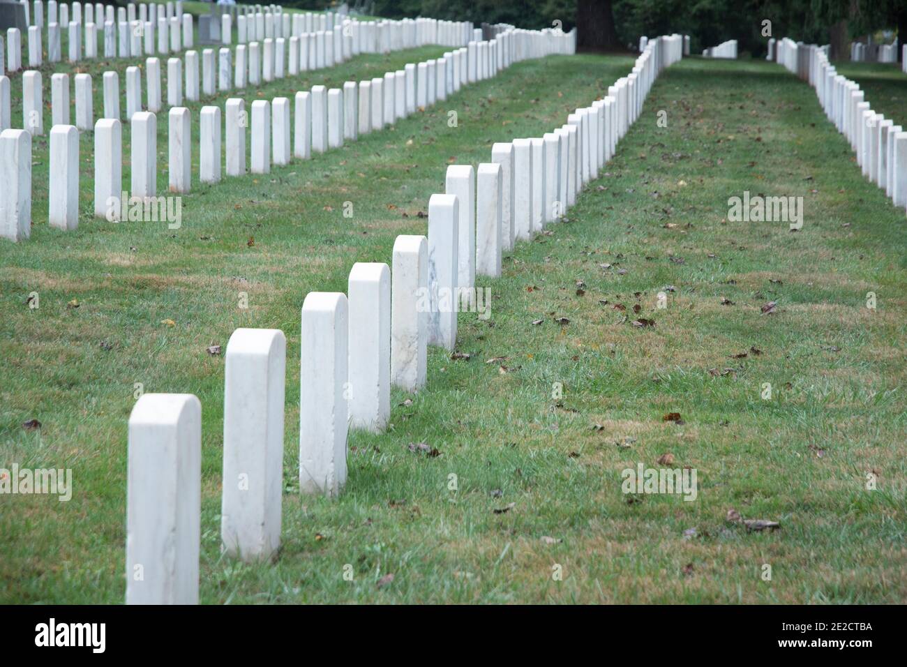 Las piedras de Tumb están alineadas en Gettysburg, Pensilvania, para conmemorar a los soldados que han muerto. Foto de stock