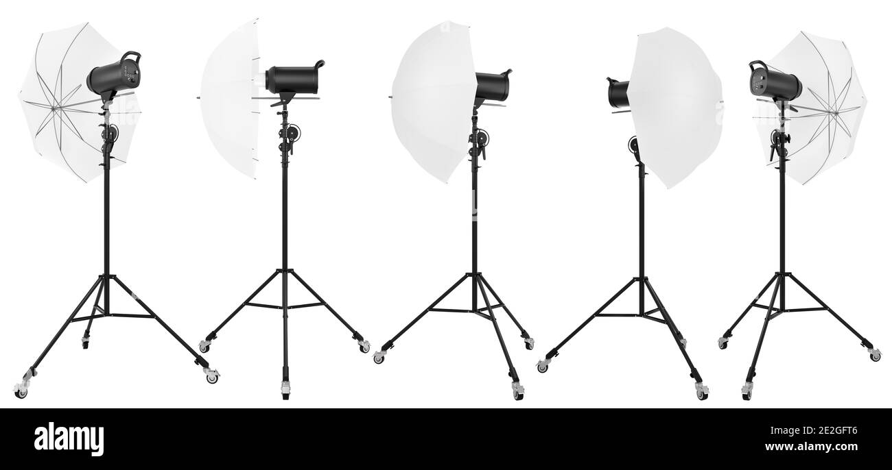 Puesto de iluminación de estudio fotográfico con flash y paraguas aislados  blanco Fotografía de stock - Alamy