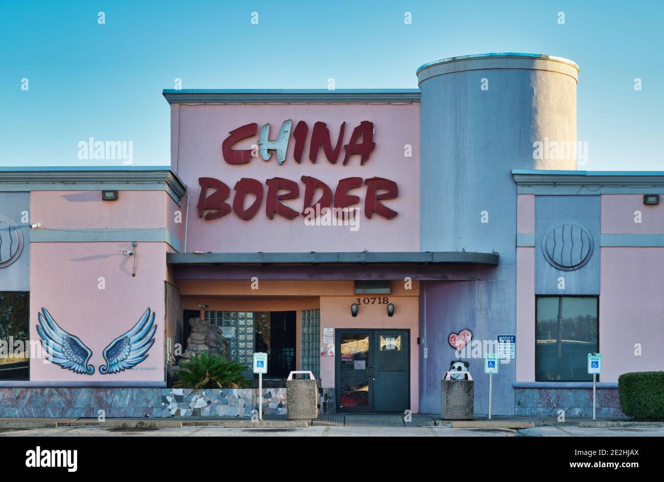 Houston, Texas USA 01-01-2021: China Border Restaurante chino y buffet exterior en Houston, TX. Foto de stock