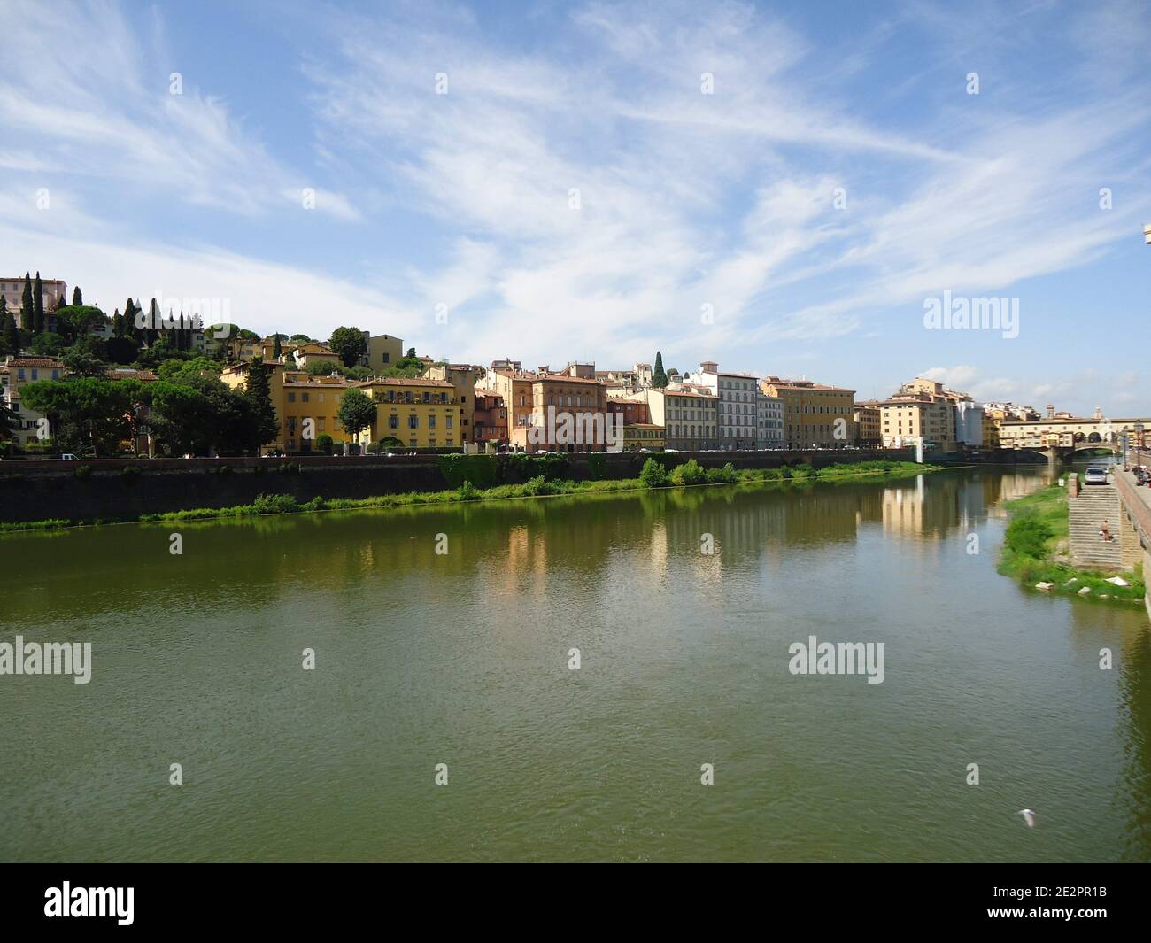 Río Arno en Florencia Foto de stock