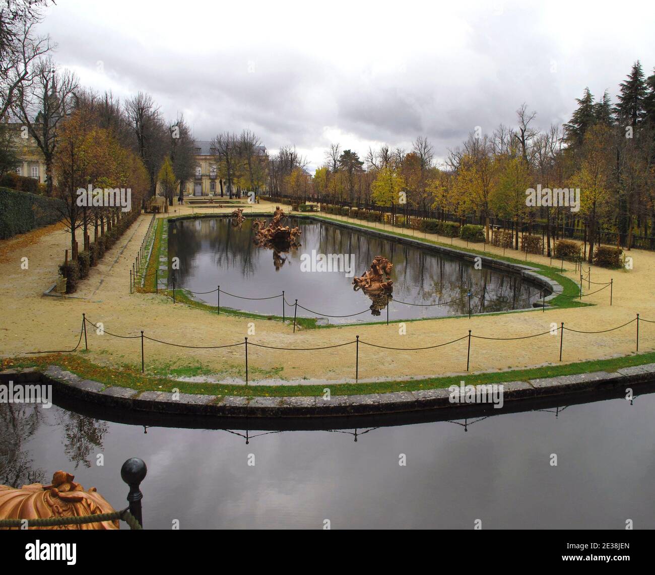 PENDIENTE DE DOCUMENTO. UBICACIÓN: PALACIO REAL-JARDINES. LA GRANJA DE SAN ILDEFONSO. SEGOVIA. ESPAÑA. Foto de stock