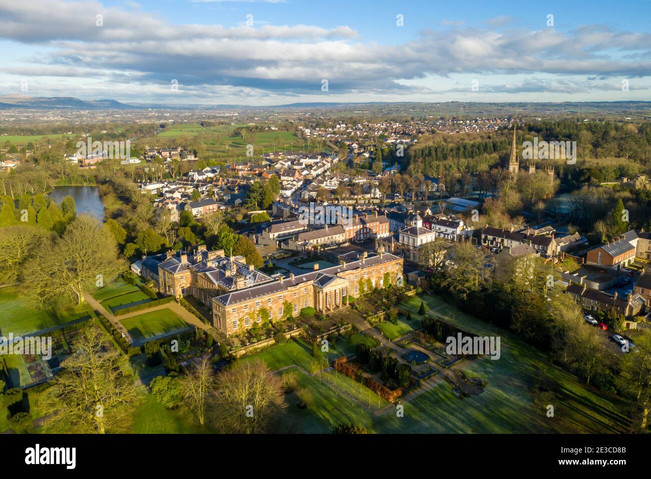 La ciudad de Hillsborough en Irlanda del Norte Foto de stock