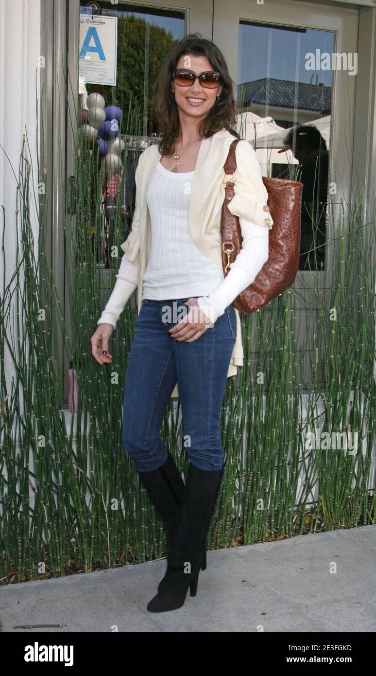 Bridget Moynahan llega a traer tu corazón a nuestra casa: El John Varvatos  y el 7mo beneficio anual de Converse Stuart House, John Varvatos Botique,  West Hollywood, California. 8 de marzo de