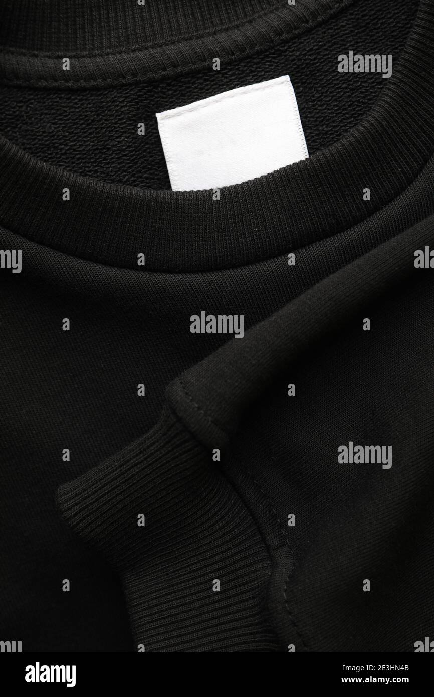 Sudadera negra estampada fotografías e imágenes de alta resolución - Alamy