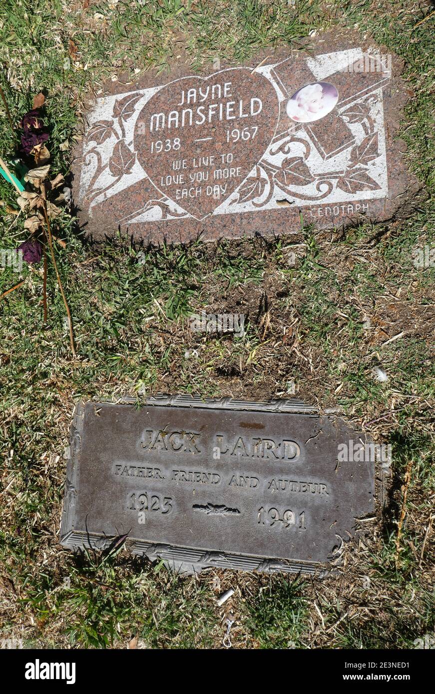 La actriz de hollywood jayne mansfield fotografías e imágenes de alta