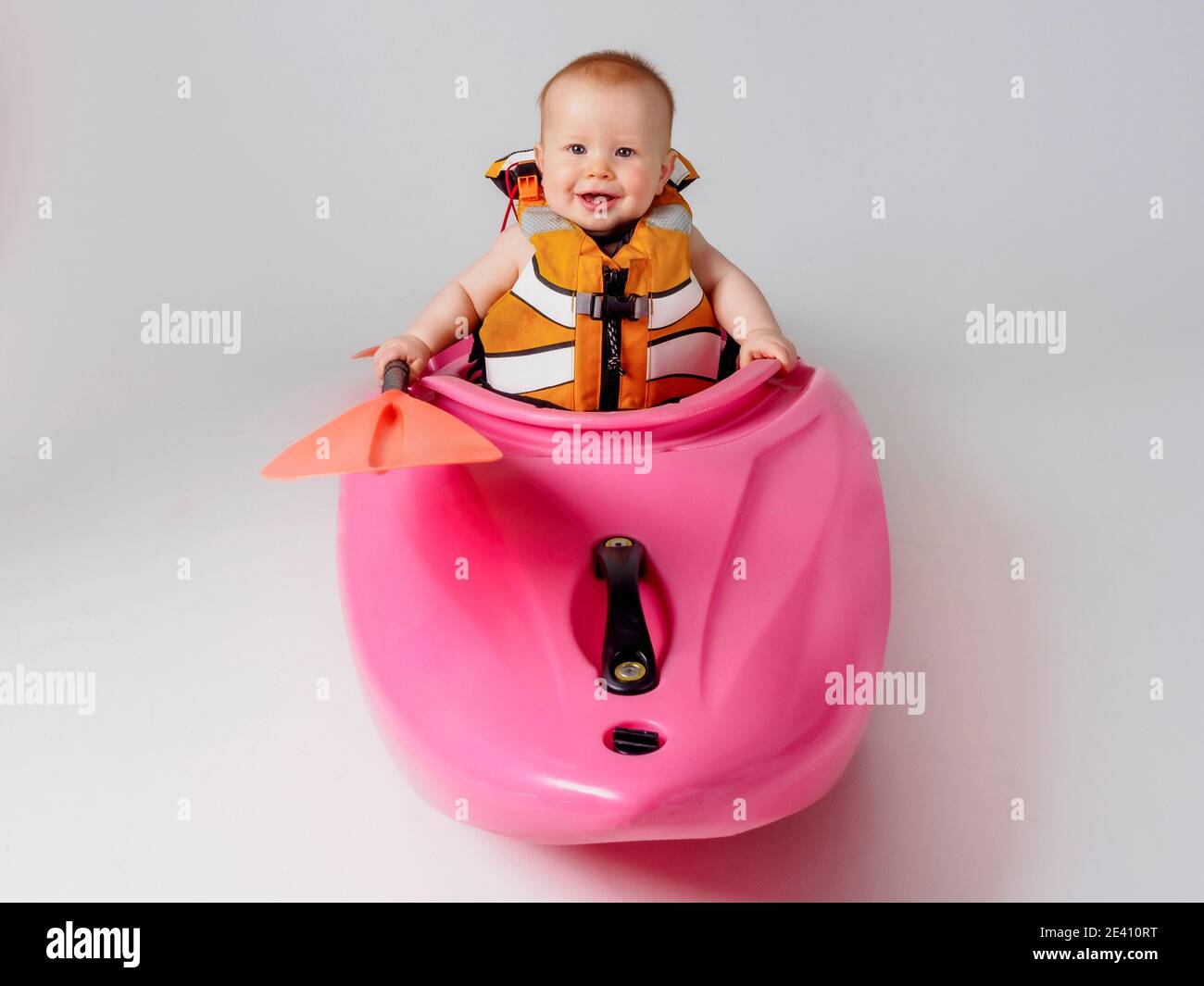 Pink kayak fotografías e imágenes de alta resolución Alamy