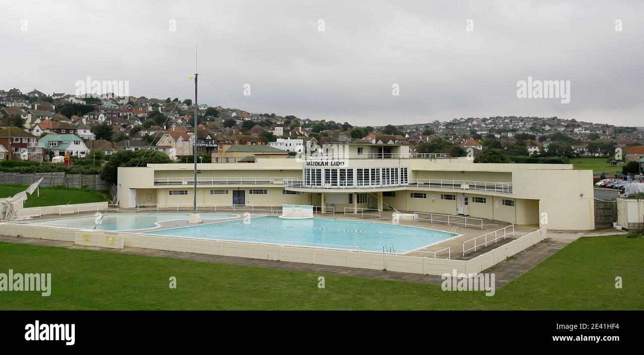 Saltdean Lido un lido Art Deco diseñado por el arquitecto R.W.H. Jones
