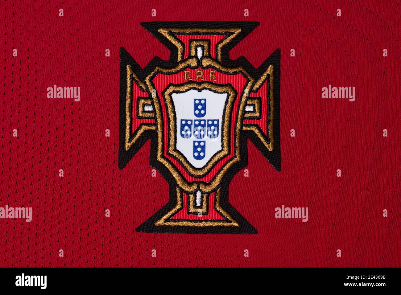 Primer plano de la equipación del equipo nacional de fútbol portugués Foto de stock