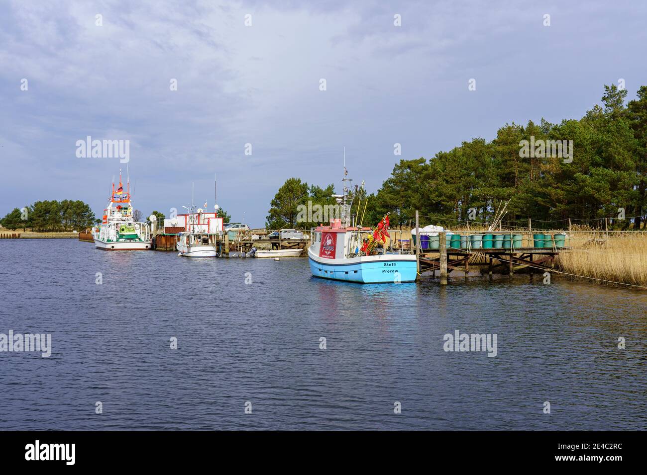 Puerto de refugio fotografías e imágenes de alta resolución - Alamy