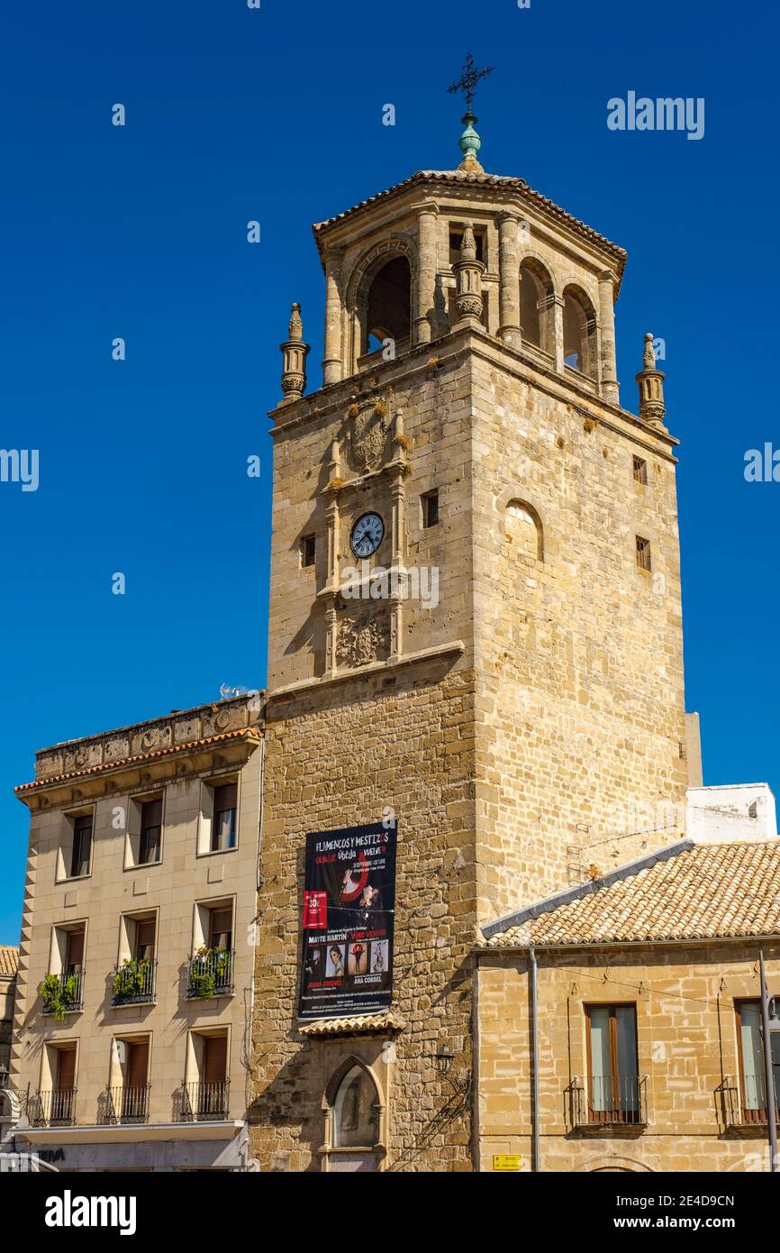 Torre del reloj en la Plaza de Andalucía, Úbeda, Patrimonio de la Humanidad de la UNESCO. Provincia de Jaén, Andalucía, Sur de España Europa Foto de stock