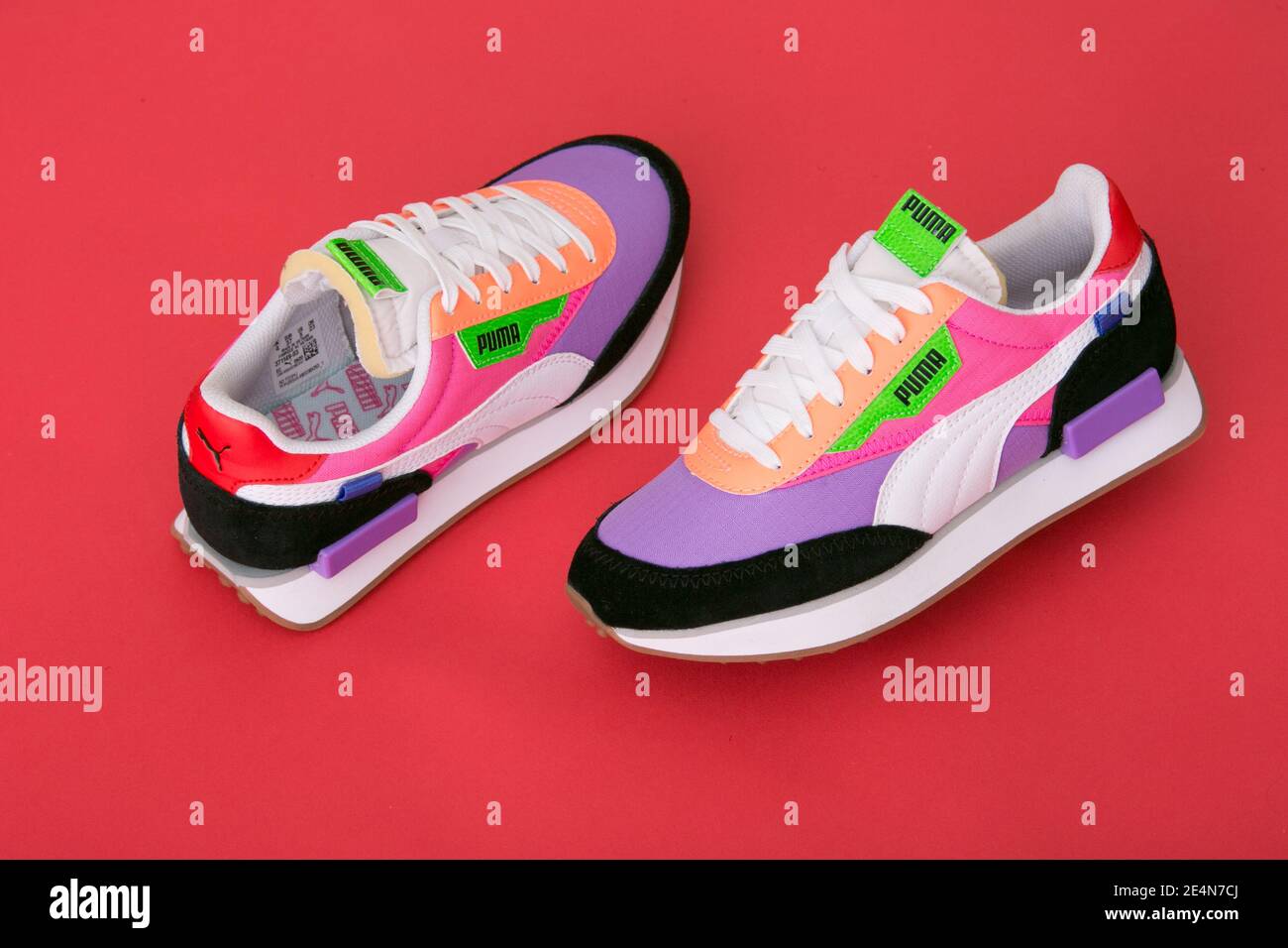 triple Votación Desventaja Zapatillas Future Rider Puma para mujer Fotografía de stock - Alamy