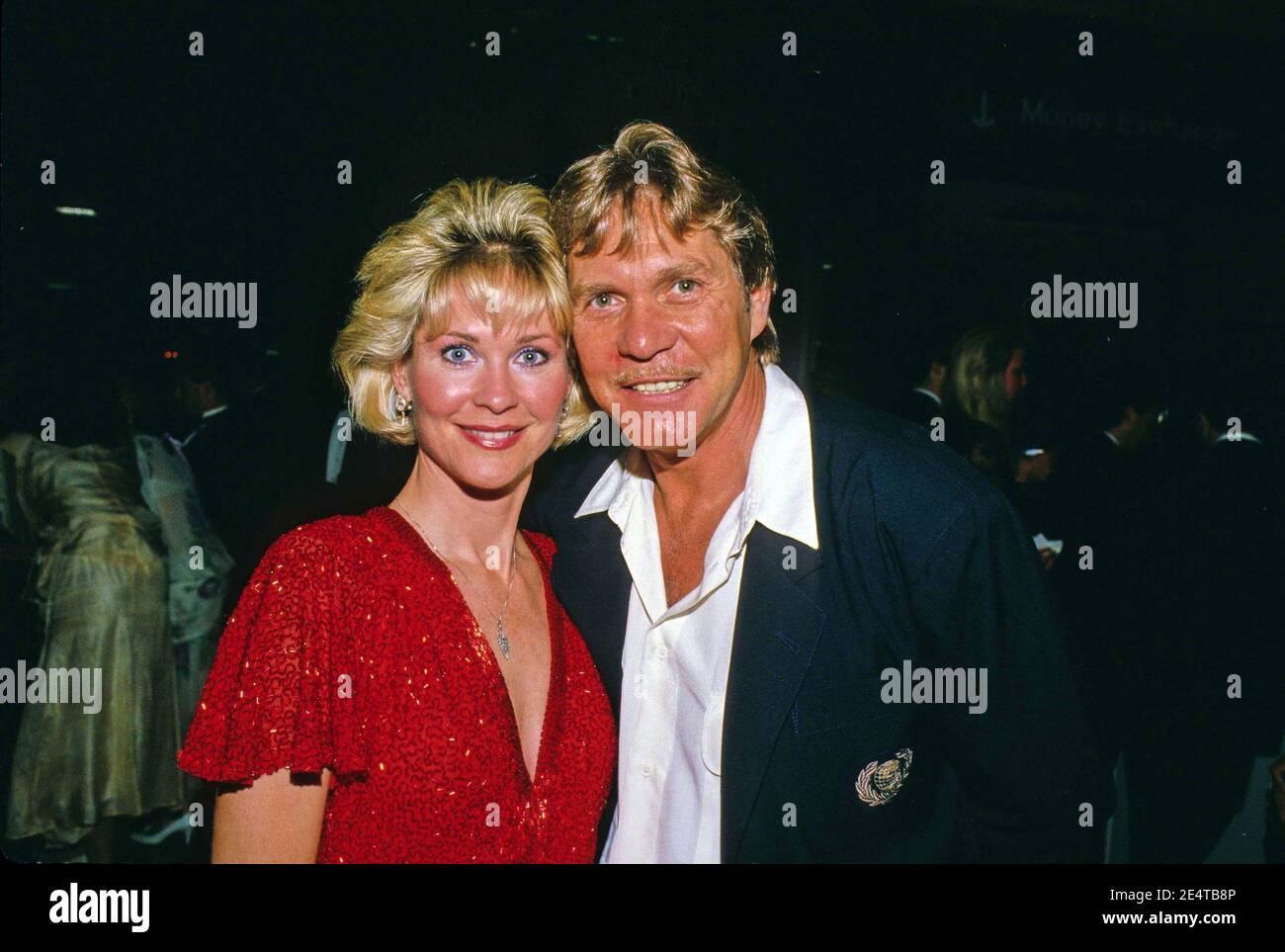Dee Wallace y Christopher Stone 1987 crédito: Ralph Domínguez/MediaPunch Foto de stock