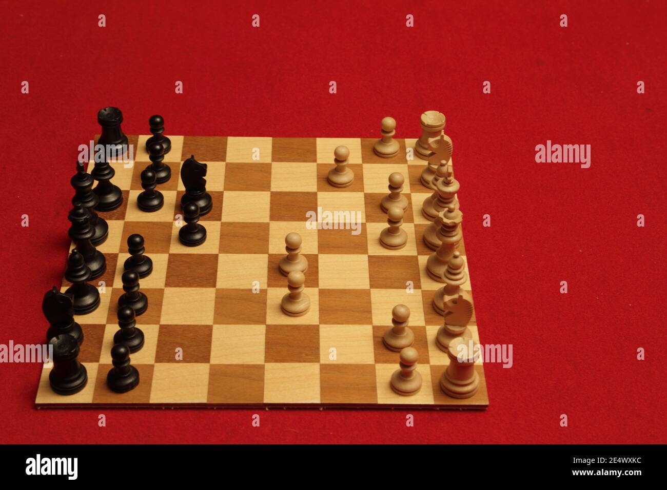 Apertura de ajedrez catalán Fotografía de stock - Alamy