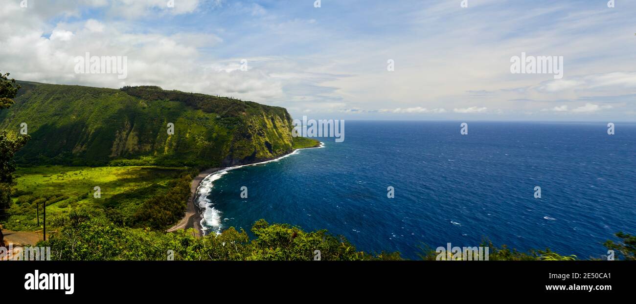Cerca de la costa del valle Waipio en Big Island de Hawaii Foto de stock