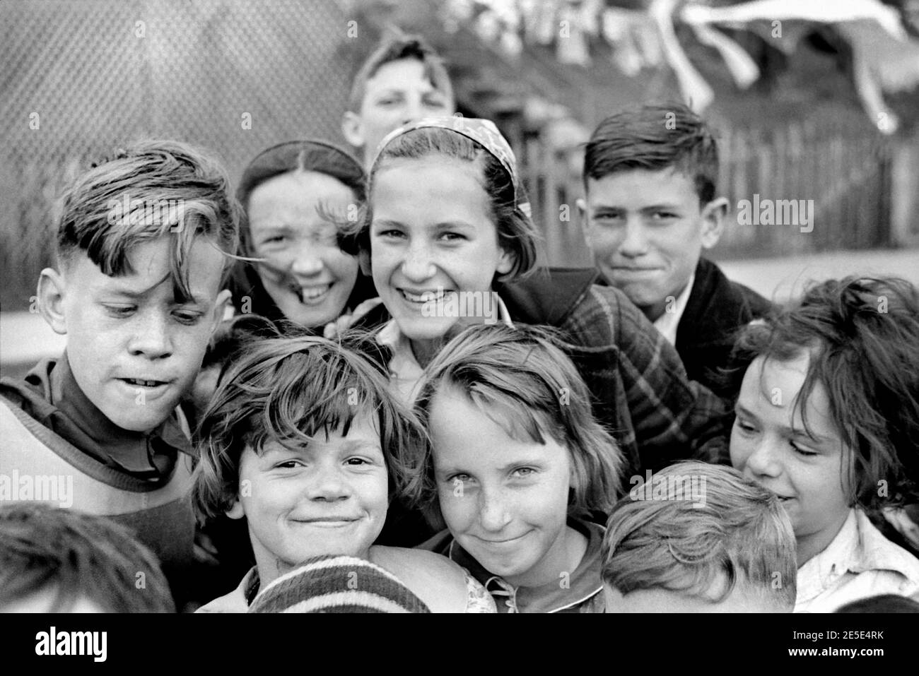 Escolares en Coal Town, Kempton, Virginia Occidental, EE.UU., John Vachon, Administración de Seguridad Agrícola de EE.UU., mayo de 1939 Foto de stock