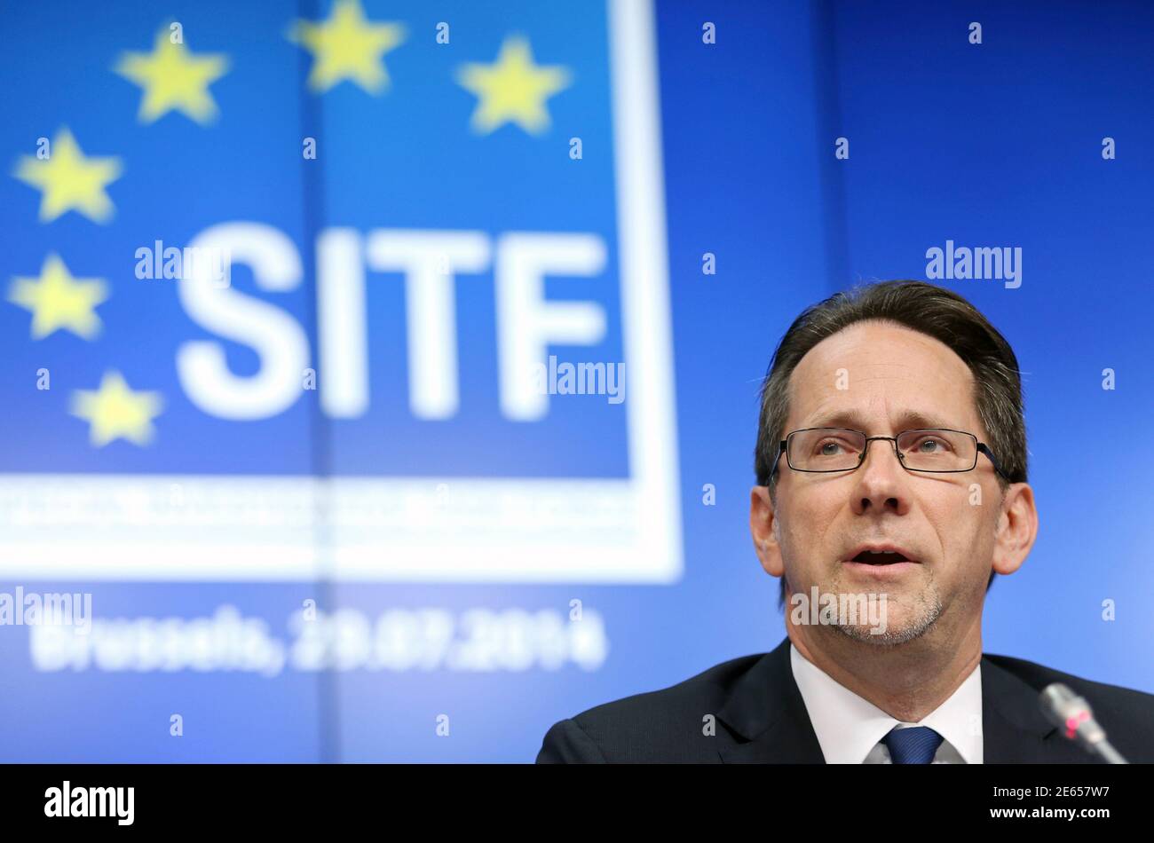Chief Prosecutor of the European Union Special Investigative Task Force  (SITF), Ambassador Clint Williamson, briefs the media on the SITF  investigative findings into allegations that Kosovo Albanian guerrillas  took body organs from