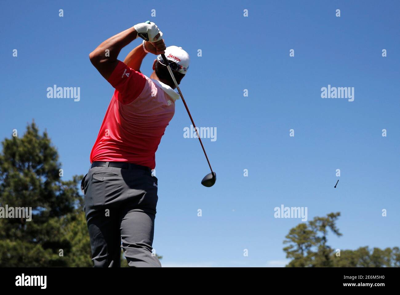 Hideki Matsuyama of Japan hits off the third tee during Tuesday practice rounds for the 2017 Masters at Augusta National Golf Club in Augusta, Georgia, U.S., April 4, 2017. REUTERS/Mike Segar Foto de stock