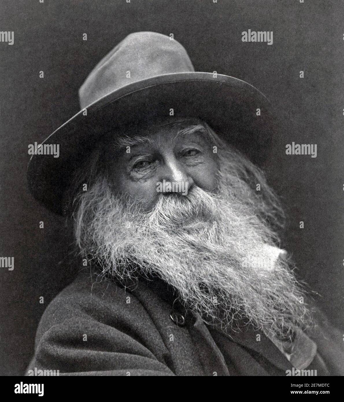 WALT WHITMAN (1819-1892) Poeta y periodista estadounidense en 1887. Foto: George Cox. Foto de stock