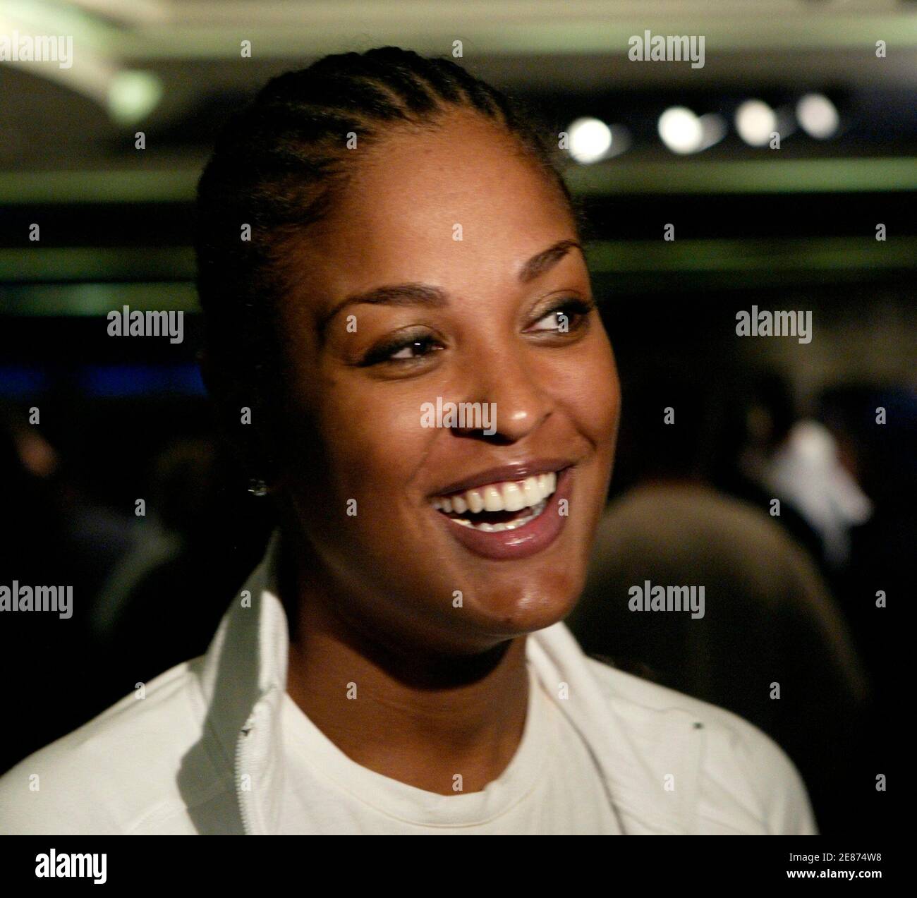 Boxer Laila Ali smiles during the weigh-in at Madison Square Garden in New  York November 10, 2006. Laila is the daughter of boxing great Muhammad Ali  and will fight Shelly Burton this