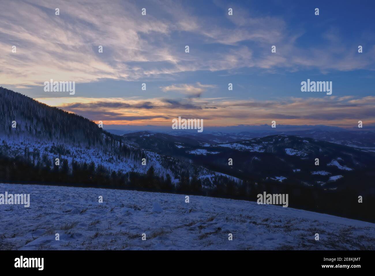 Parque paisajístico de las beskides de silesia fotografías e imágenes