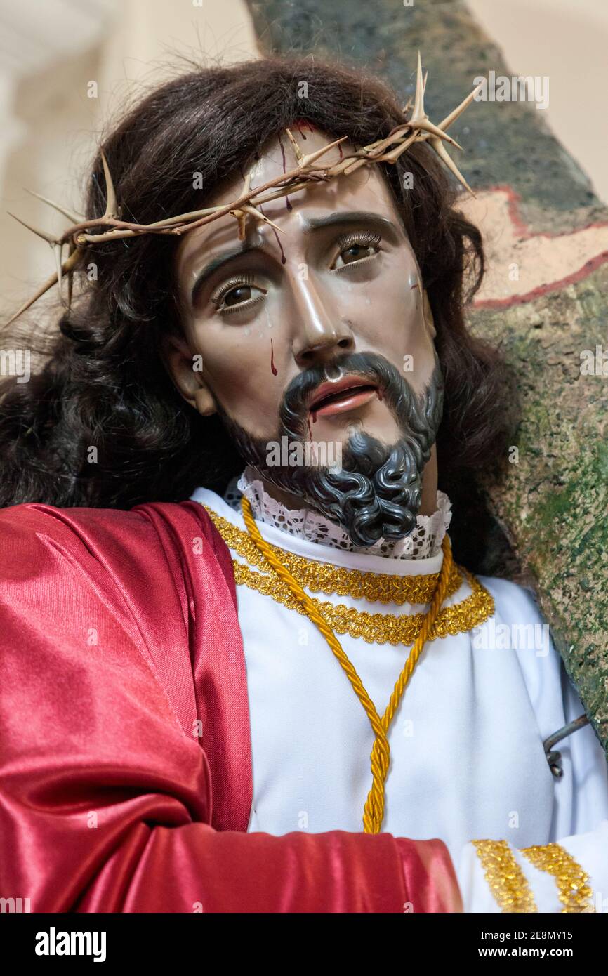 Antigua, Guatemala. Estatua de Jesús que data de la década de 1750, Iglesia de San José. Foto de stock