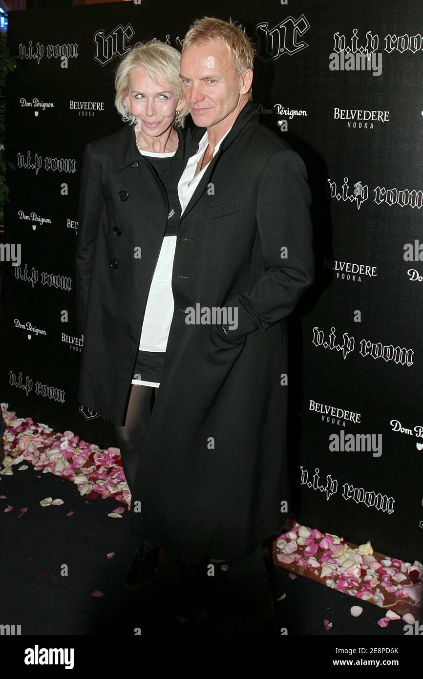 Sting y su esposa Trudie Styler durante la 'Policía' después del espectáculo celebrado en el club 'Sala VIP' en París, Francia el 29 de septiembre de 2007. Foto de Benoit Pinguet/ABACAPRESS.COM Foto de stock