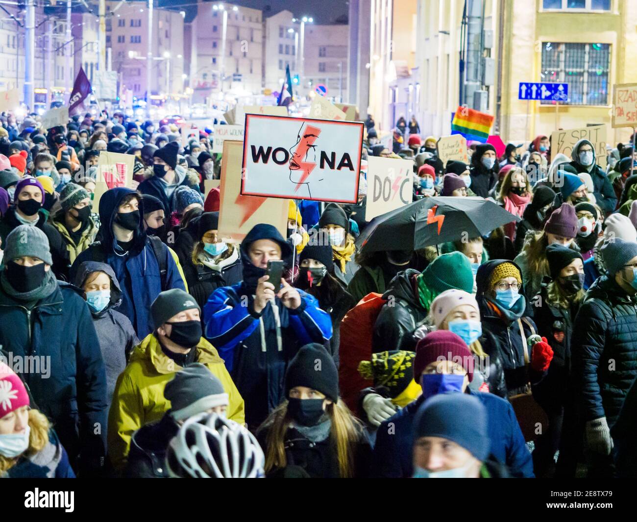 Wroclaw, Polonia, 29 de enero de 2021 - protesta espontánea contra la ley contra el aborto forzada por el gobierno polaco PIS Foto de stock