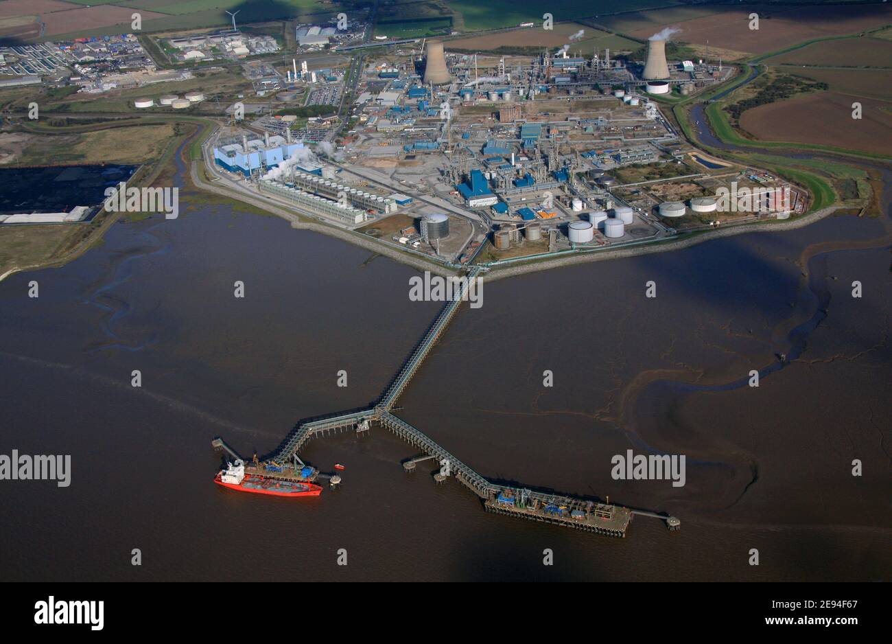 Vista aérea de Saltend Chemicals Park y Power Station cerca de Hull, East Yorkshire Foto de stock