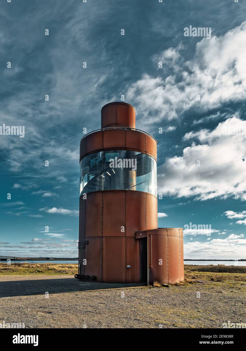Oddesund torre de exposiciones en Thy, Dinamarca rural Foto de stock