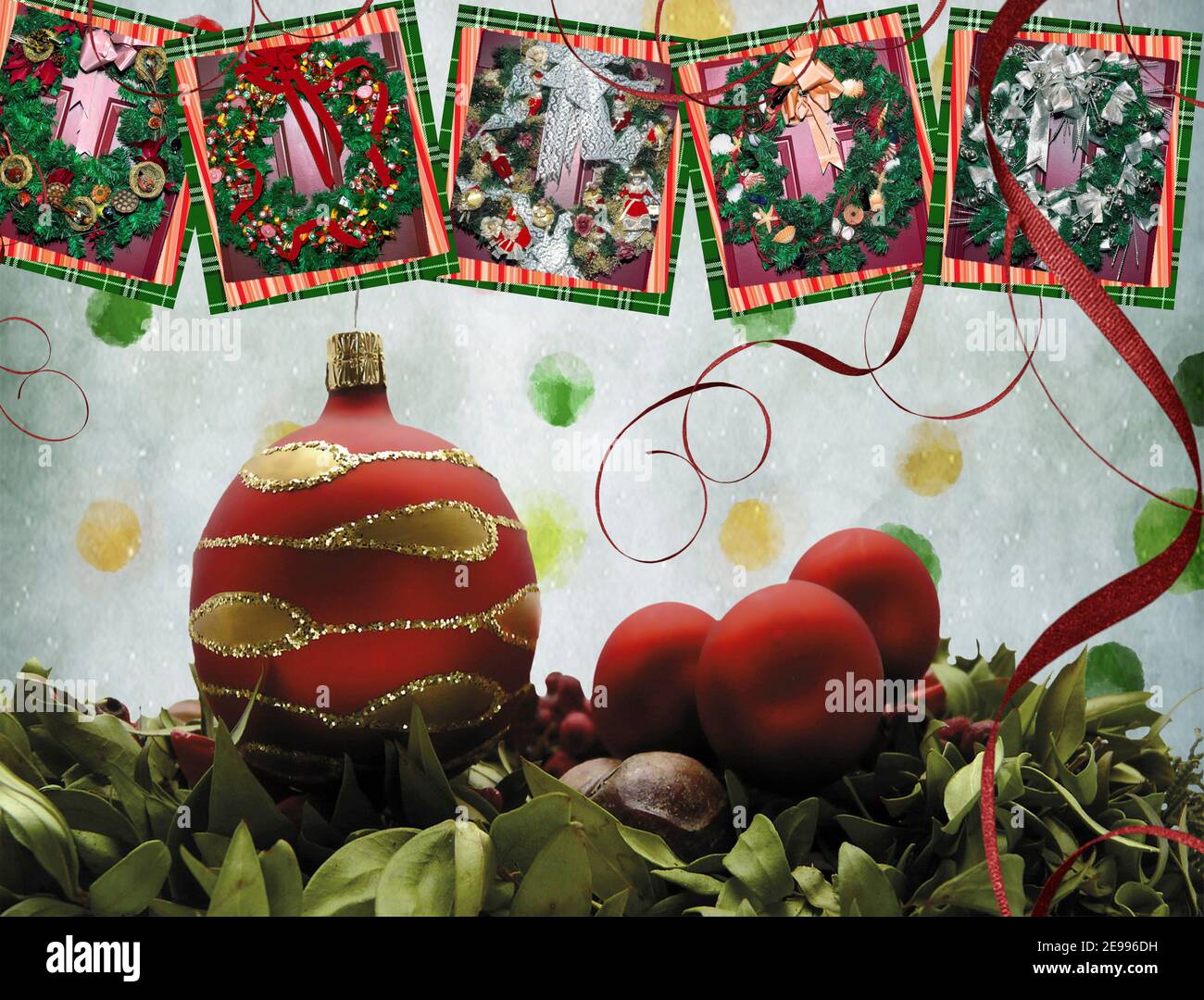 Navidad coronas collage, 5 primeros planos, temas variados, ornamentos, vacaciones, compuesto, colorido Foto de stock