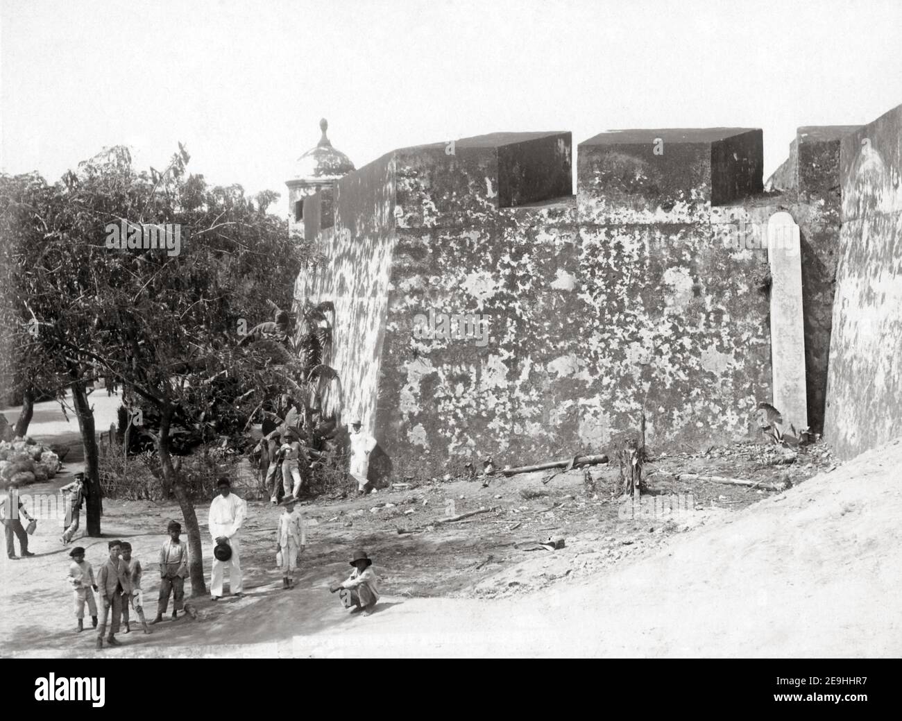 Fotografía de finales del siglo XIX - las antiguas murallas, San Juan, Puerto  Rico, Indias Occidentales c.1900 Fotografía de stock - Alamy
