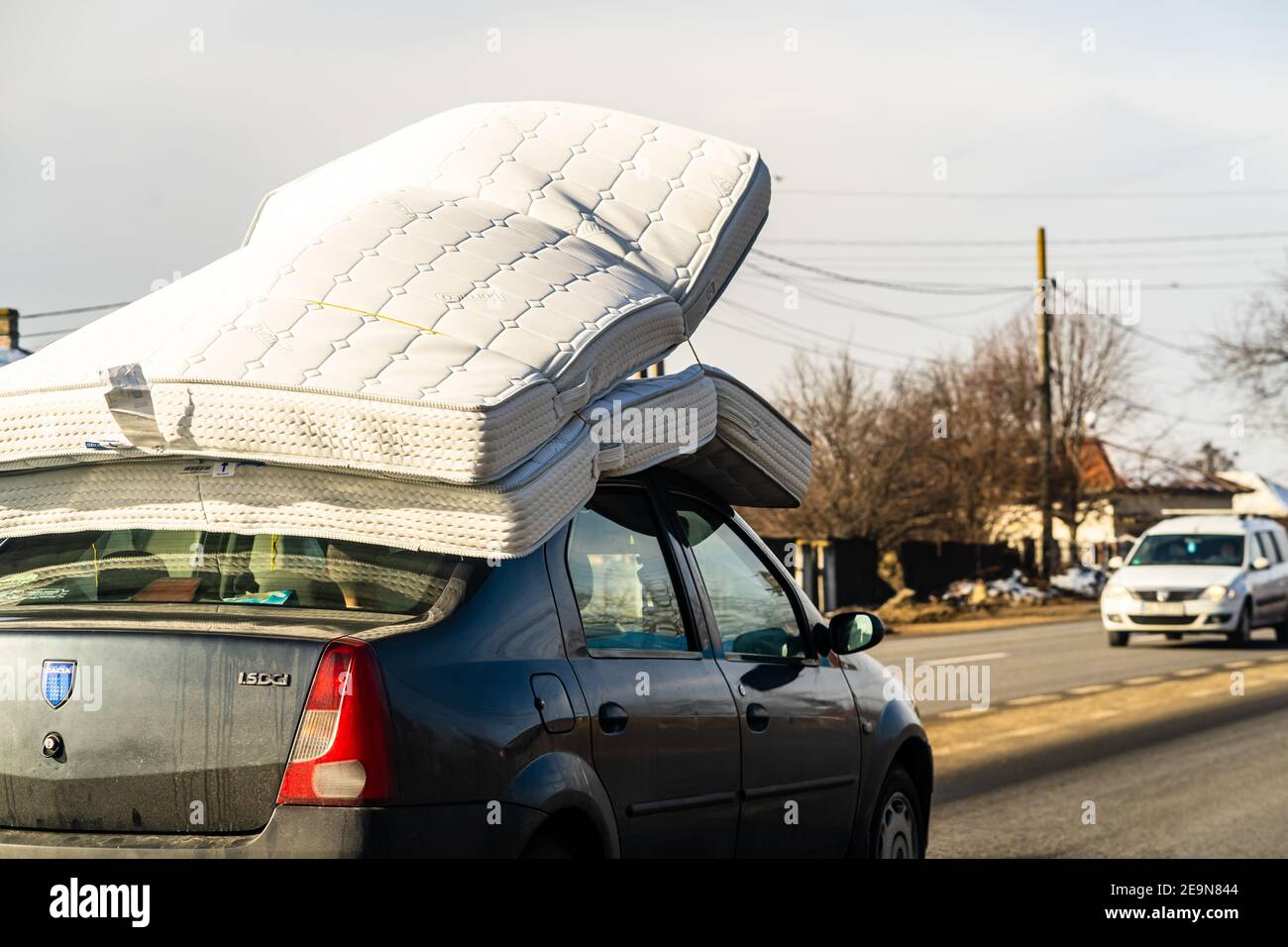 Transporte coche colchón fotografías e imágenes de alta resolución - Alamy