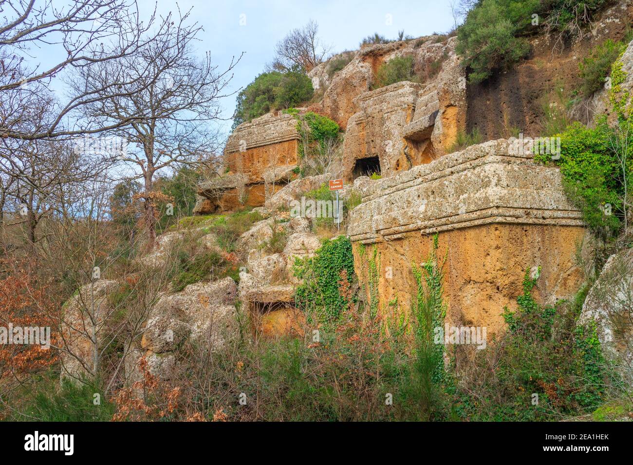 Necrópolis etrusca de Norchia Foto de stock