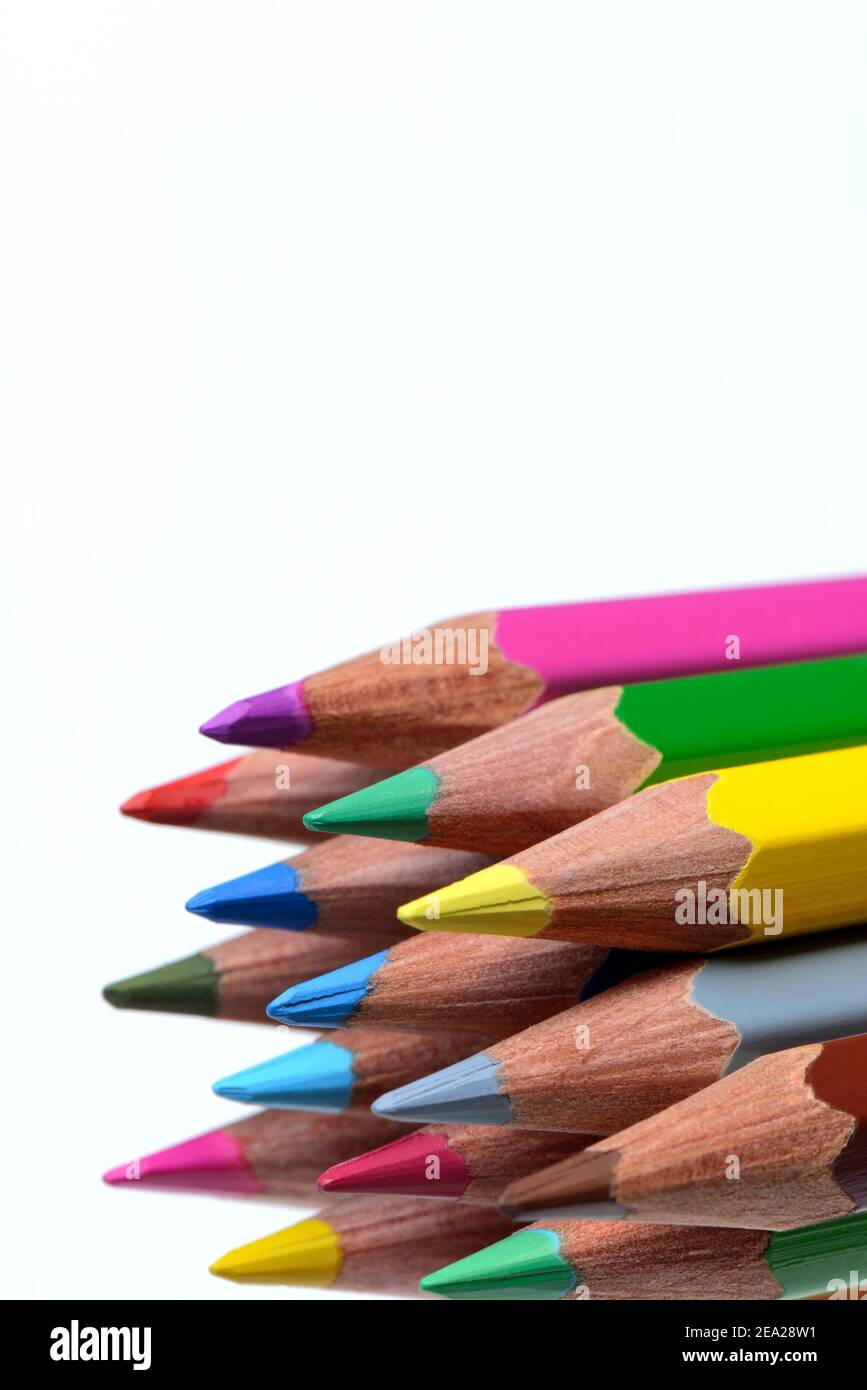 Dibujo infantil lápices de colores fotografías e imágenes de alta  resolución - Alamy