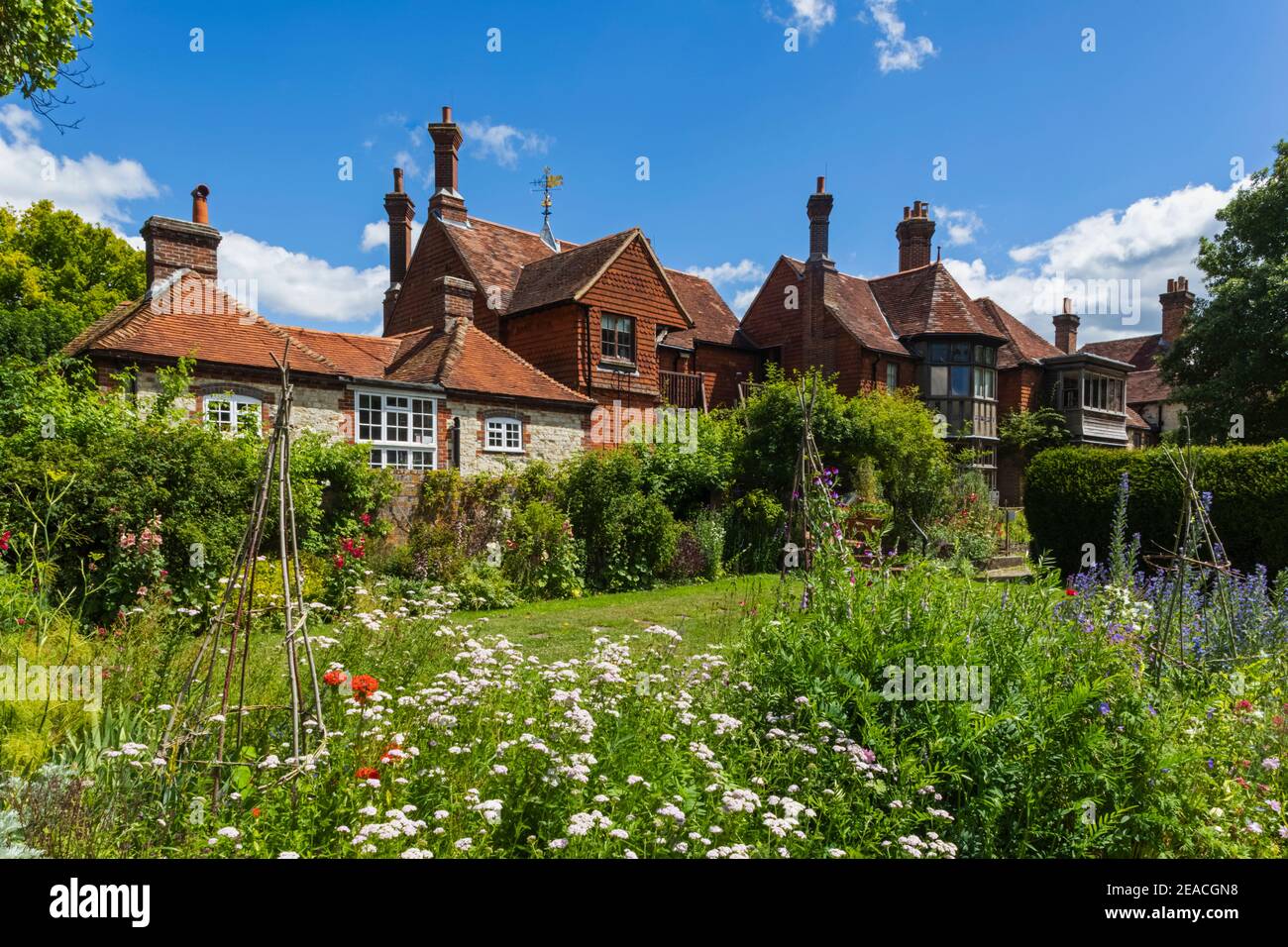 Inglaterra, Hampshire, Selborne, Gilbert White's Casa y jardín Foto de stock